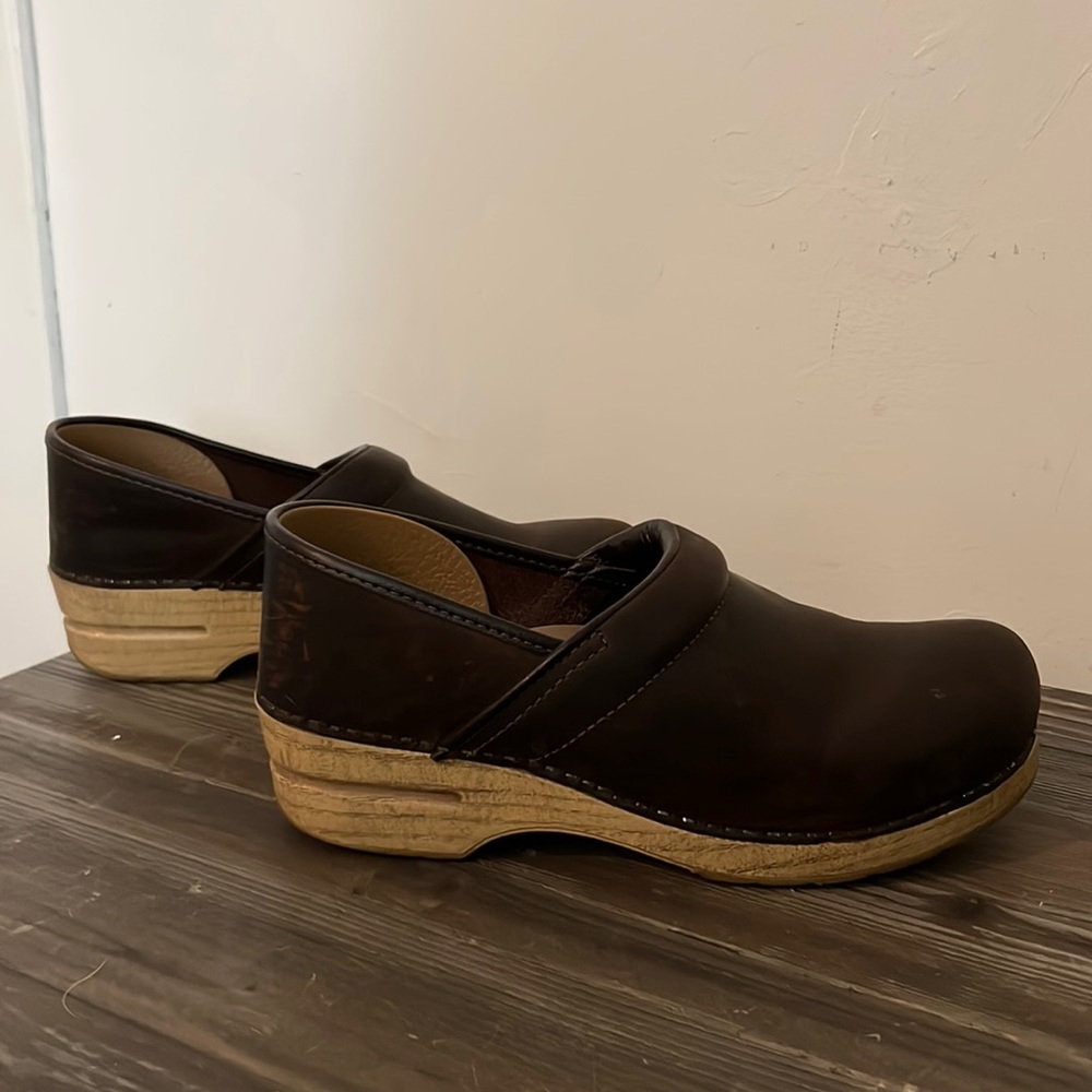 DANSKO Professional in Brown